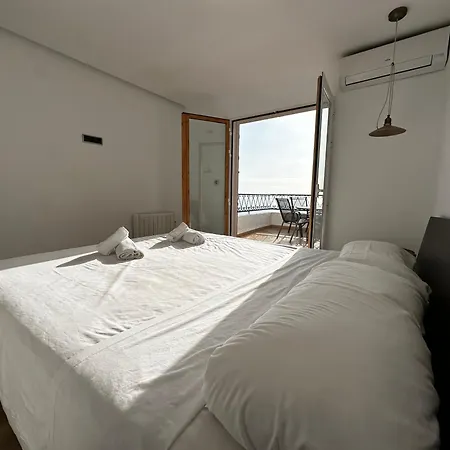 Apartment Amazing Sea Views Ac